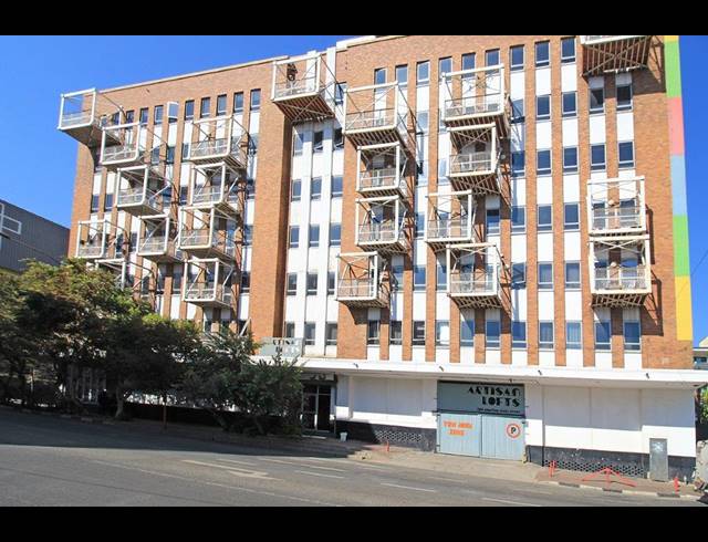 0.5 BEDROOM APARTMENT FOR SALE IN MABONENG